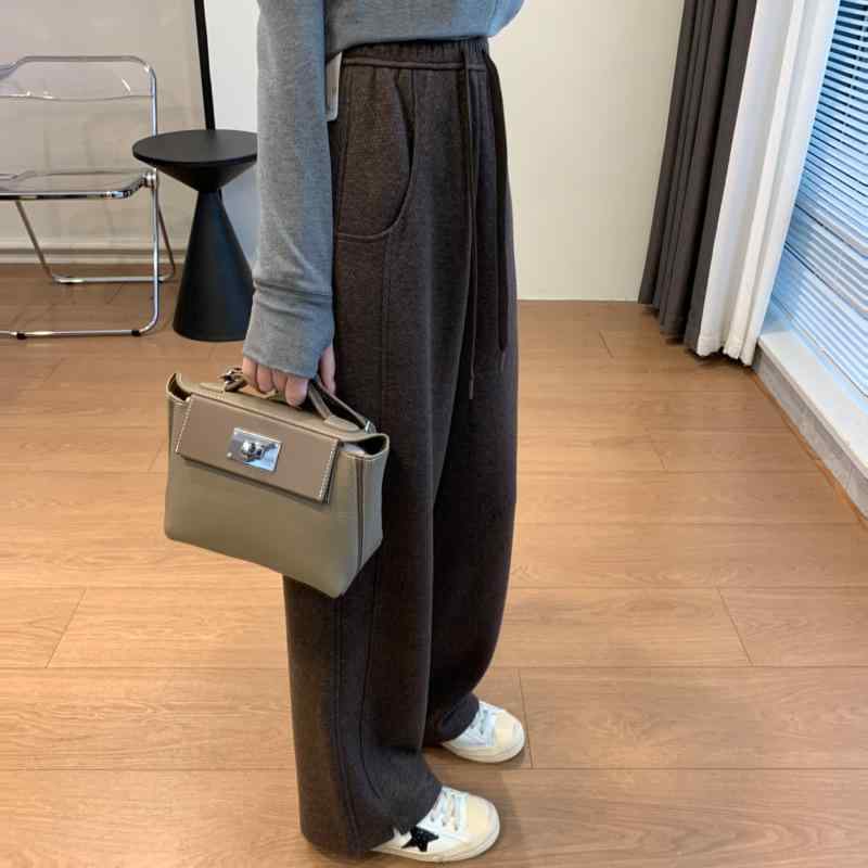 パンツ レディース 秋冬 高見え 人字・希 ウール ワイドパンツ バナナパンツ ストレートパンツ ズボン ボトムス ミセス 婦人服 ベージュ ブラウン ブラック S M L