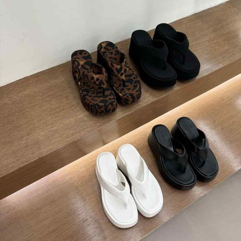 サンダル レディース 厚底 ビーチサンダル トング サンダル 高ヒール 脚長効果 美脚 ヒョウ柄 布面ブラック 黒 白 35 36 37 38 39