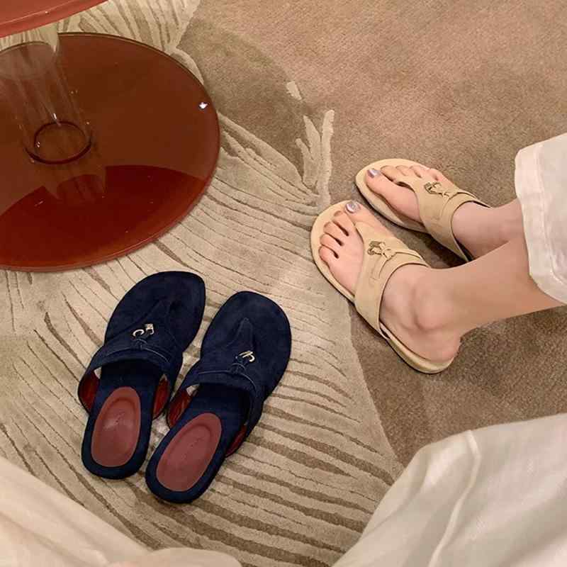 サンダル レディース 春夏 ローヒール ぺたんこ 牛革 杏色 ネイビー レッド イエロー 歩きやすい 履きやすい 疲れにくい カジュアル 普段使い リゾート フラットサンダル ビーチサンダル トングサンダル