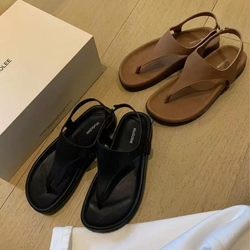 サンダル レディース 女性用 ローマ風 フラット ぺたんこ バックストラップ ゴム底 ラウンドトゥ 無地 カジュアル 普段使い ブラック系 カーキ色