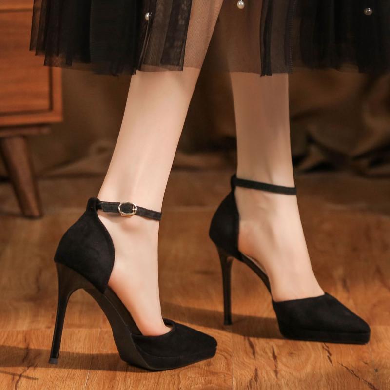 高跟パンプス レディース スエード ポインテッドトゥ ピンヒール ストラップ 防水 美脚 フォーマル オフィス パーティー 結婚式 二次会 キャバ 発表会 演奏会 春夏 秋冬 黒 ベージュ