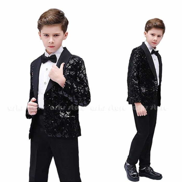 キッズスーツ 子供服 男の子 セットアップ スパンコールジャケット シャツ パンツ 蝶ネクタイ フォーマルスーツ 子供スーツ キッズ 礼服 紳士服 学園祭 文化祭 演奏会 ステージ衣装 イベント 発表会 王子様 ピアノ 舞台衣装 結婚式 パーティー 演出 派手 おしゃれ 110-160cm