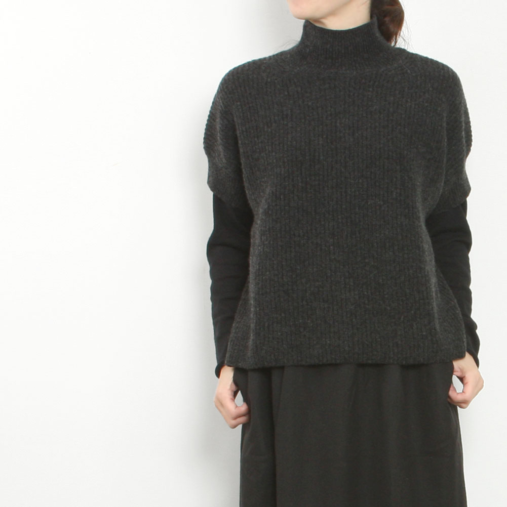 【引き換え証客体 6/4 20:00-6/11 1:59】evam eva エヴァムエヴァ wool fox aze vest E253K199