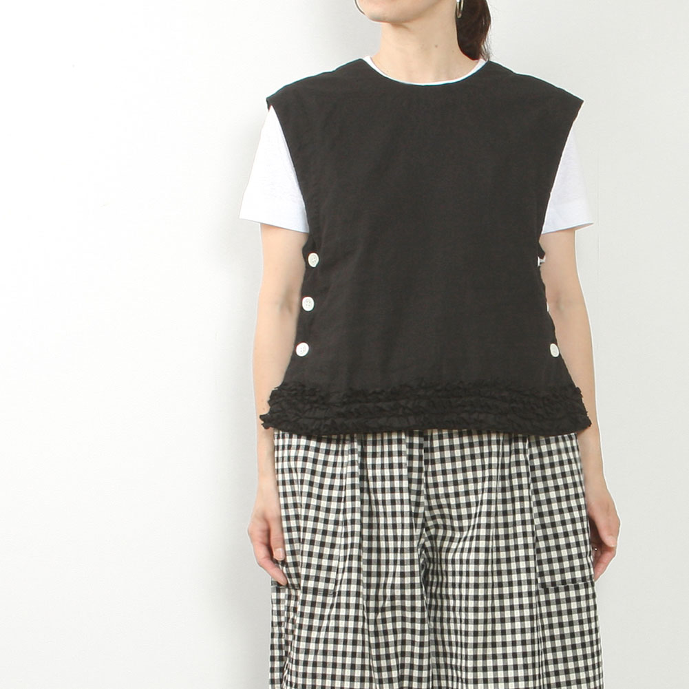 R&D.M.Co- アールアンドディーエムコー LINEN COTTON FRILL DECO BUTTON BIB NO.7477 30,030円