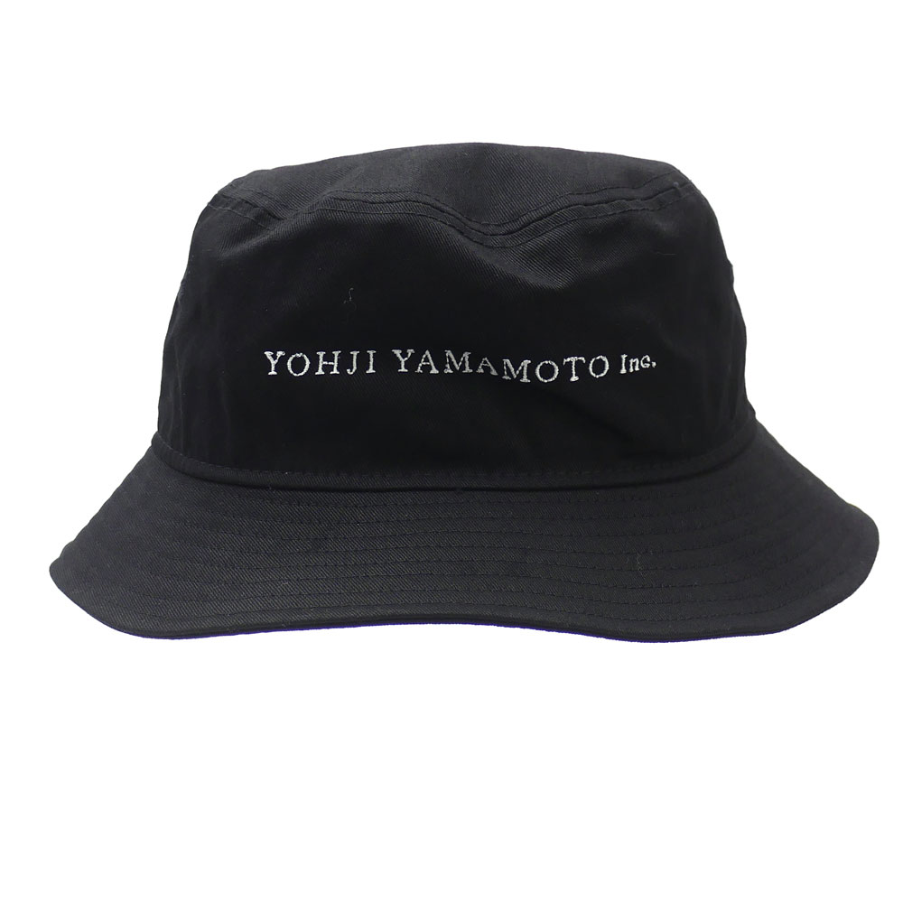 New ヨウジヤマモト Era 100 安心保証 ブラック ハット 21年3月度 21ss バケット Yohji Bucket ブラック 月間優良ショップ受賞 Yohji ニューエラ 01 X 黒 ヨウジヤマモト 当店取扱い商品は全て本物 正規商品 ハット Yamamoto 新品 メンズ Black Yamamoto Bucket