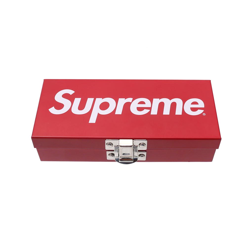 supreme small box 6 panel