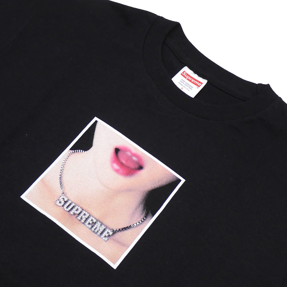 supreme necklace tee