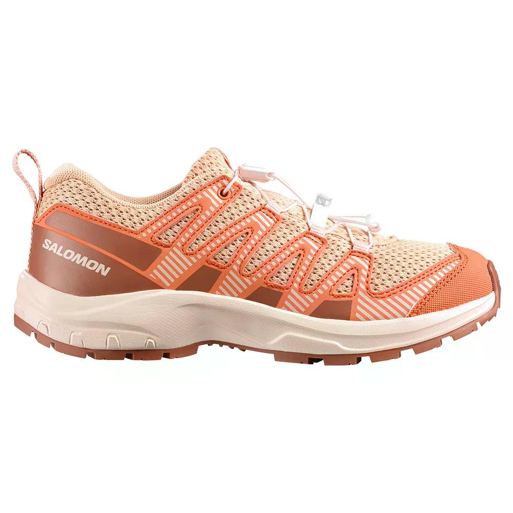 サロモン XA プロ V8 トレイル ジュニア ランニングシューズ （ AlmondCream/Nectarine/PecanBrown ） | SALOMON XA Pro V8 Trail Junior Running Shoes [t]