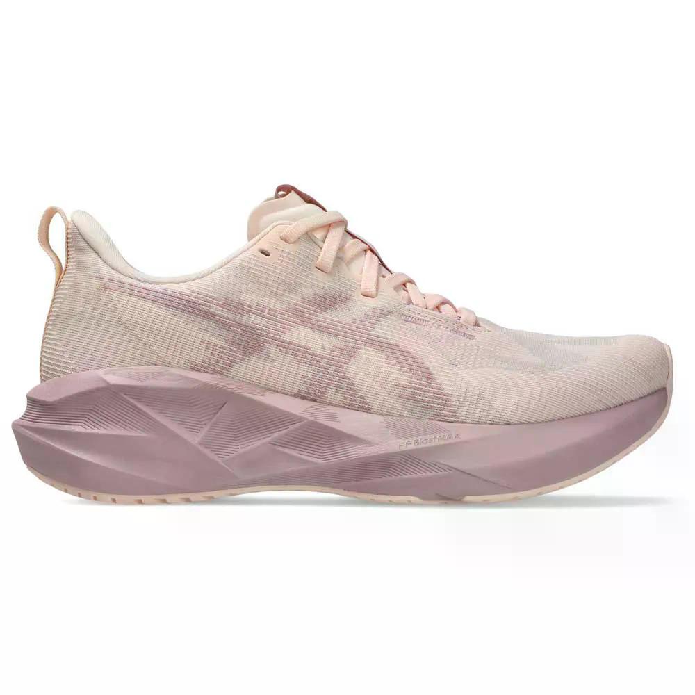 アシックス ノヴァブラスト 5 駈けっくらシューズ （ PearlPink/Morganite ） | ASICS Novablast 5 running shoes  [t]