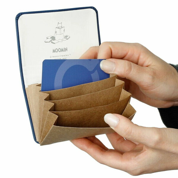 免運費！五種顏色可選！姆明卡包，風琴式設計，7個口袋，美樂蒂和史力奇圖案，非常適合收納醫療卡、積分卡和名片。 High Tide - 郵寄出貨。