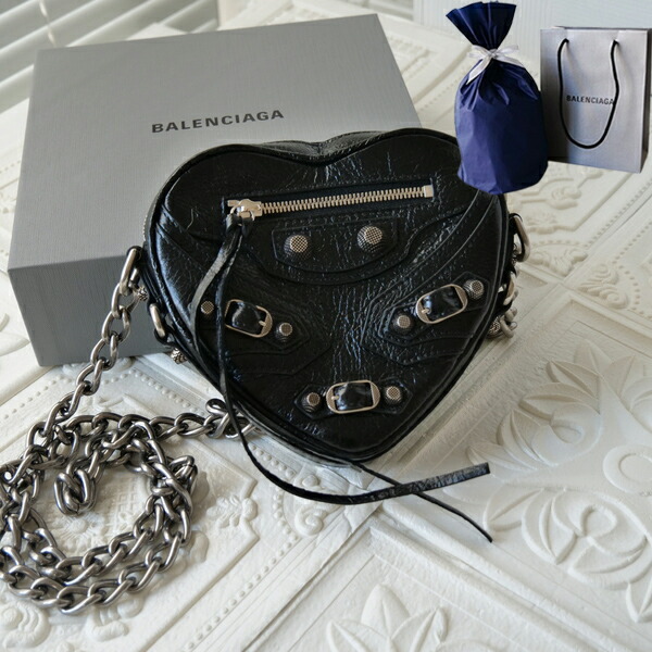 【貨物輸送無料】【新品■置き目品■差し上げ物荷拵え無料】BALENCIAGA バレンシアガ  めっちゃ可愛らしい ハート形型ミニ御徒面子 7227811V89Y1000 差し上げ物荷拵え可 成人女性 差し上げ物 差し上げ物 生まれ落ちる日 御祭り 母の日クリスマス 差し上げ物