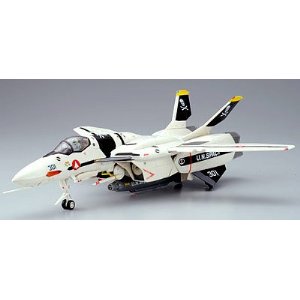 楽天市場】1/60 マクロスゼロ やまと完全変形シリーズ SV-51γ