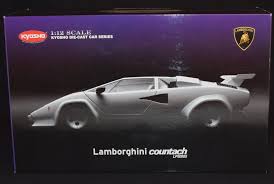京商 1/12 ランボルギーニ カウンタック LP5000S 白いこと