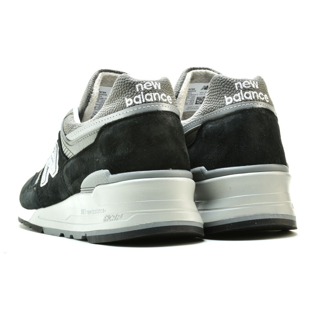 new balance sneaker low black