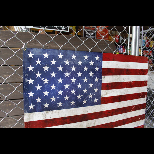 超新作 アメリカン雑貨 アメリカンサイン星条旗 3文字 看板 立体 サイン 店舗 雑貨 インテリア 装飾 アメリカ雑貨 アメリカ Usa かわいい おしゃれ カッコイイ立体看板 掛けるだけじゃなく置いておくだけでも目立ちます
