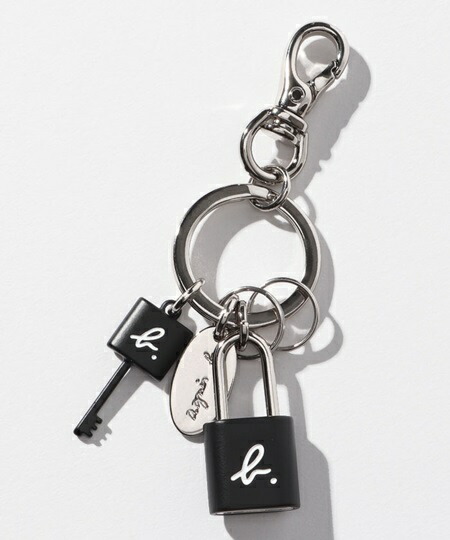 アクネストゥディオズ AcneStudios チャームキーリング キーホルダー 楽天市場】アクネストゥディオズ キーリング メンズ レディース