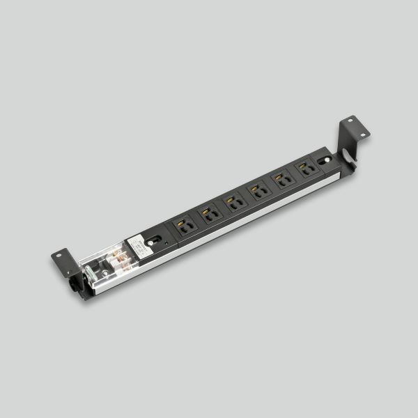 Яアメリカン電機 【HA7060C】黒色 1Uコンセントバー 20A入力 コンパクトタイプ 抜止形・6ヶ口 1U取付用ブラケット付｜クローバー資材館 15,776円