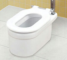 ●INAX/LIXIL 幼児施設用器具【C-P141SM】幼児用大便器(1-2歳児用) 掃除口付 便器のみ〔IE〕｜クローバー資材館