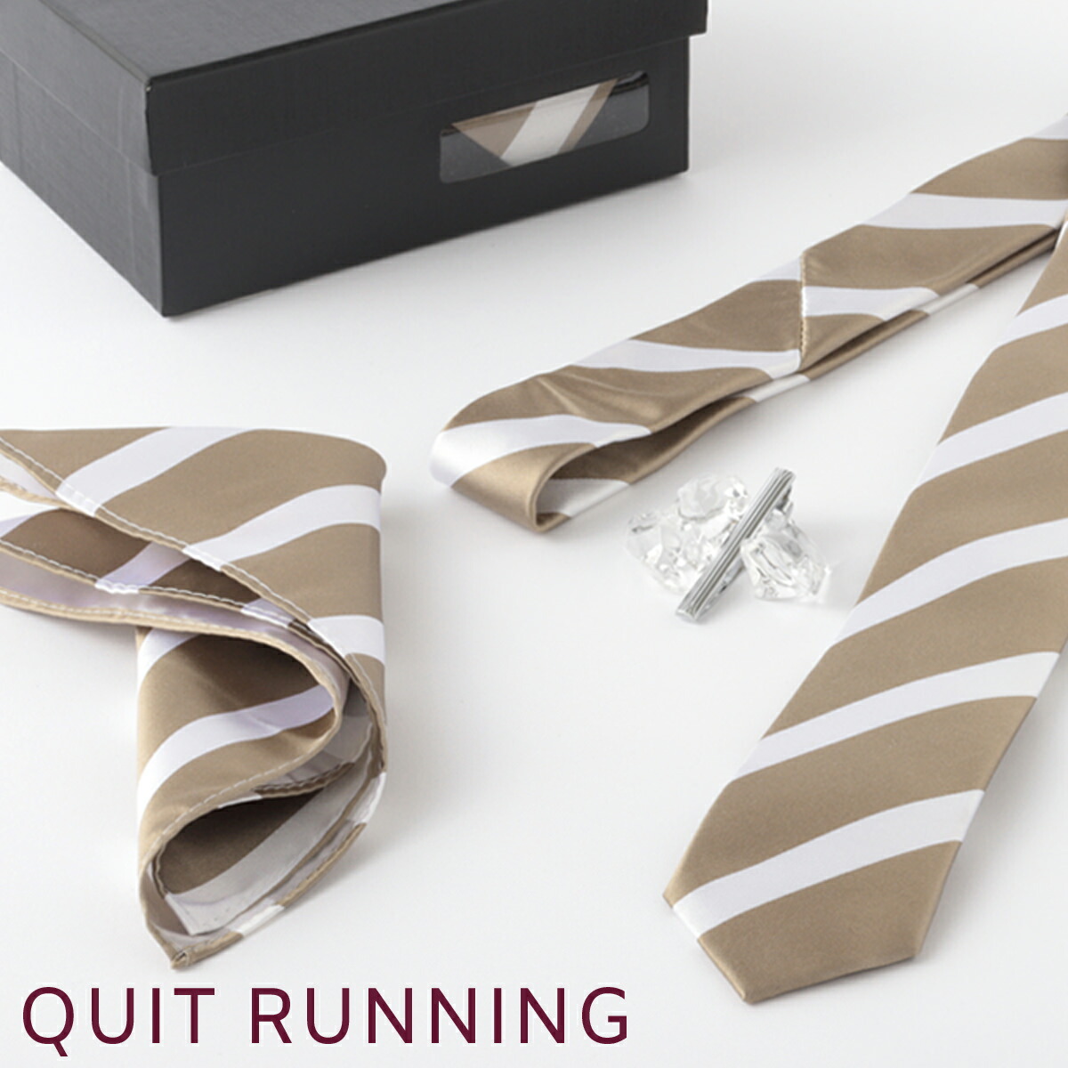 英国ブランド メンズ ギフト4点フルセット Quit Running ベージュ × ホワイト ストライプ ネクタイ ポケットチーフ ナロータイクリップ カフス ステンレス ネクタイピン クイトランニング ギフト 祝い 卒業式 スーツ フォーマル トラッド
