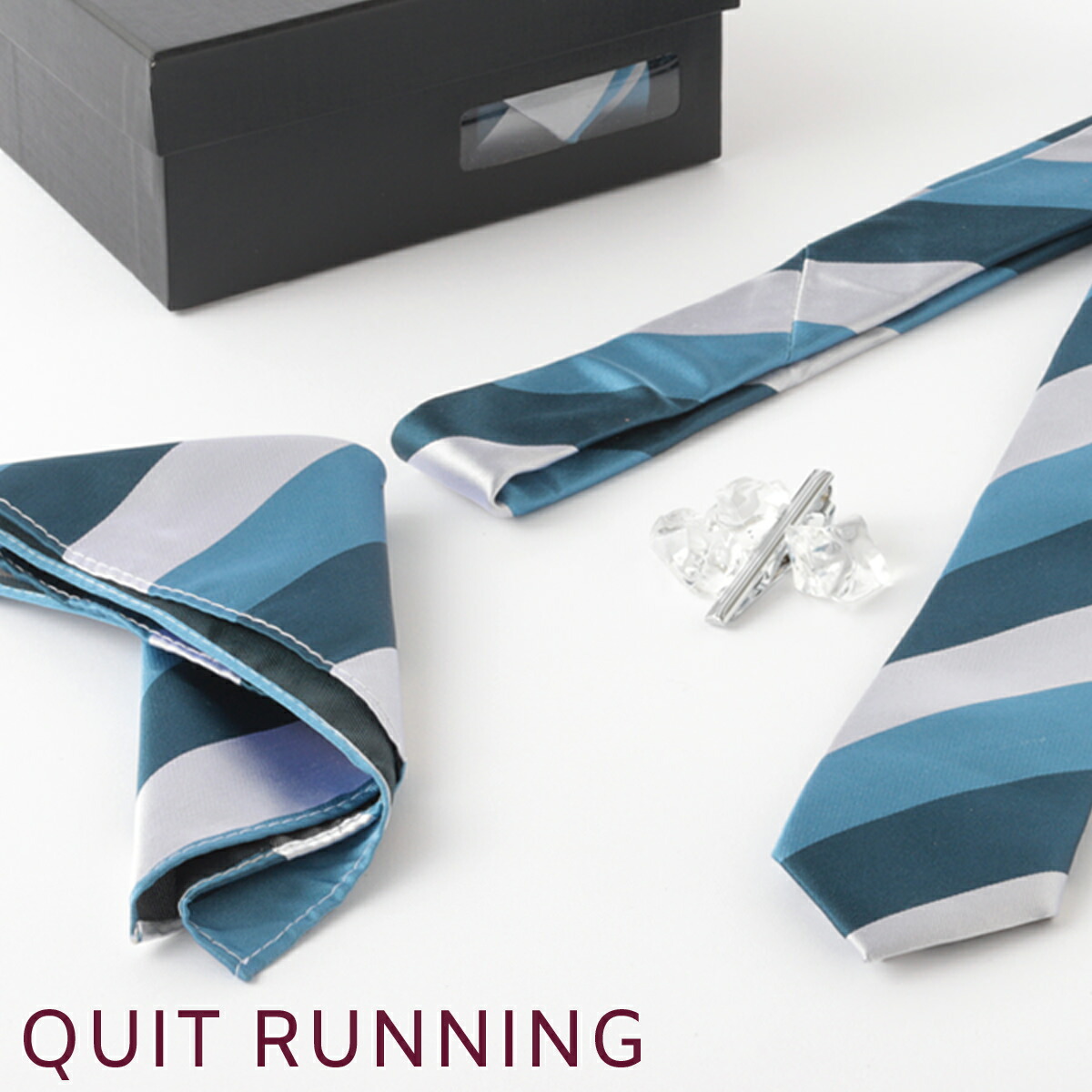 英国ブランド メンズ ギフト4点フルセット Quit Running ブルー × ホワイト ストライプ ネクタイ ポケットチーフ ナロータイクリップ カフス ステンレス ネクタイピン クイトランニング ギフト 祝い 卒業式 スーツ フォーマル トラッド