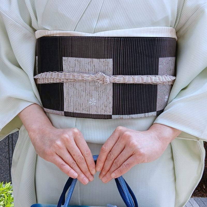 夏絽 名古屋帯 新品「無料御仕立付き」西陣織 佐々木染織謹製 九寸名古屋帯 御仕立上り「段違い市松紋」(3507)｜きもの　club 藤