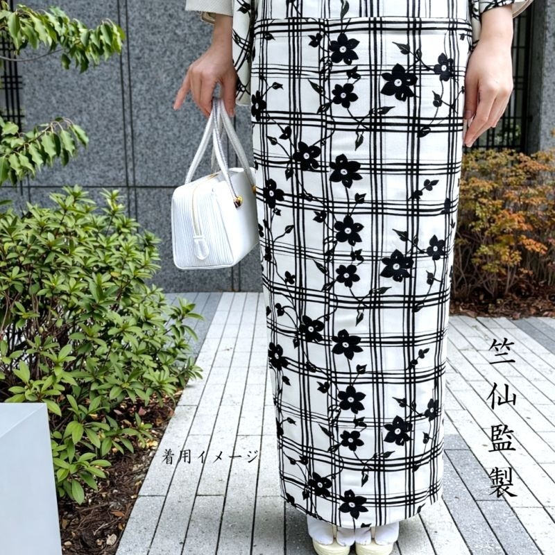 竺仙 鑑製 長板本染 浴衣 小紋 兼用 カジュアル着物 反物(3500)【簾に桔梗A】