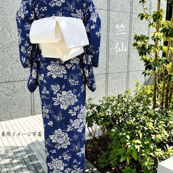 竺仙 鑑製 紅梅小紋 浴衣 単衣小紋 「綿紅梅」兼用 夏のカジュアル着物 反物(3500)【(8)蝶と牡丹】
