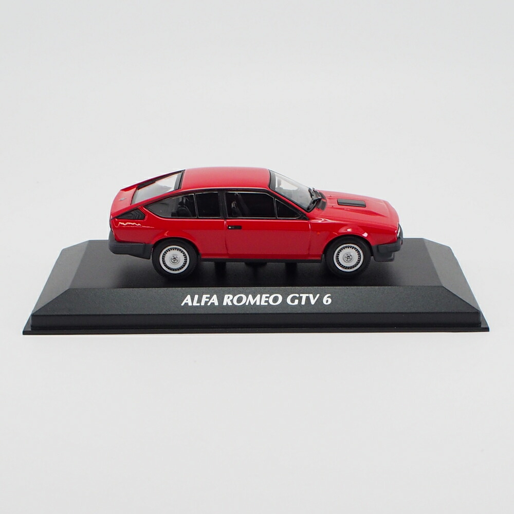 アルファロメオ ミニチャンプス alfaromeo33 1/43 楽天市場】ミニカー 1/43 アルファロメオ 33/2 MATRIX SCALE