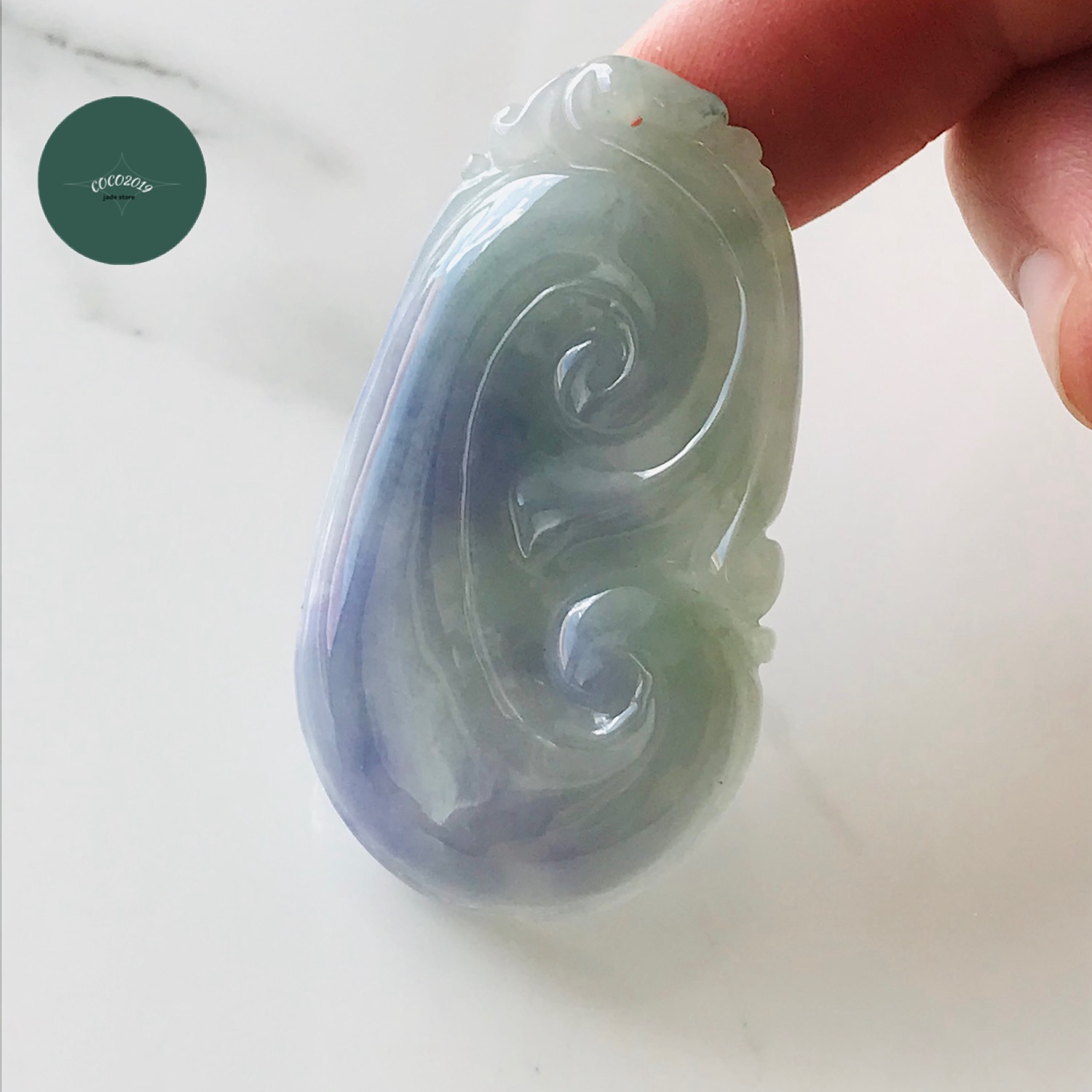 ビルマ産 翡翆 翡翆 jade    高品質 シャンデリヤとっ始め ラベンダー 紐付き  一点もの 滅多にない 天然石  刻みつける 翡翆 ひすい 力強さ石ころ hisui 本翡翆 翡翆専門職店 付属品 カービング 如意
