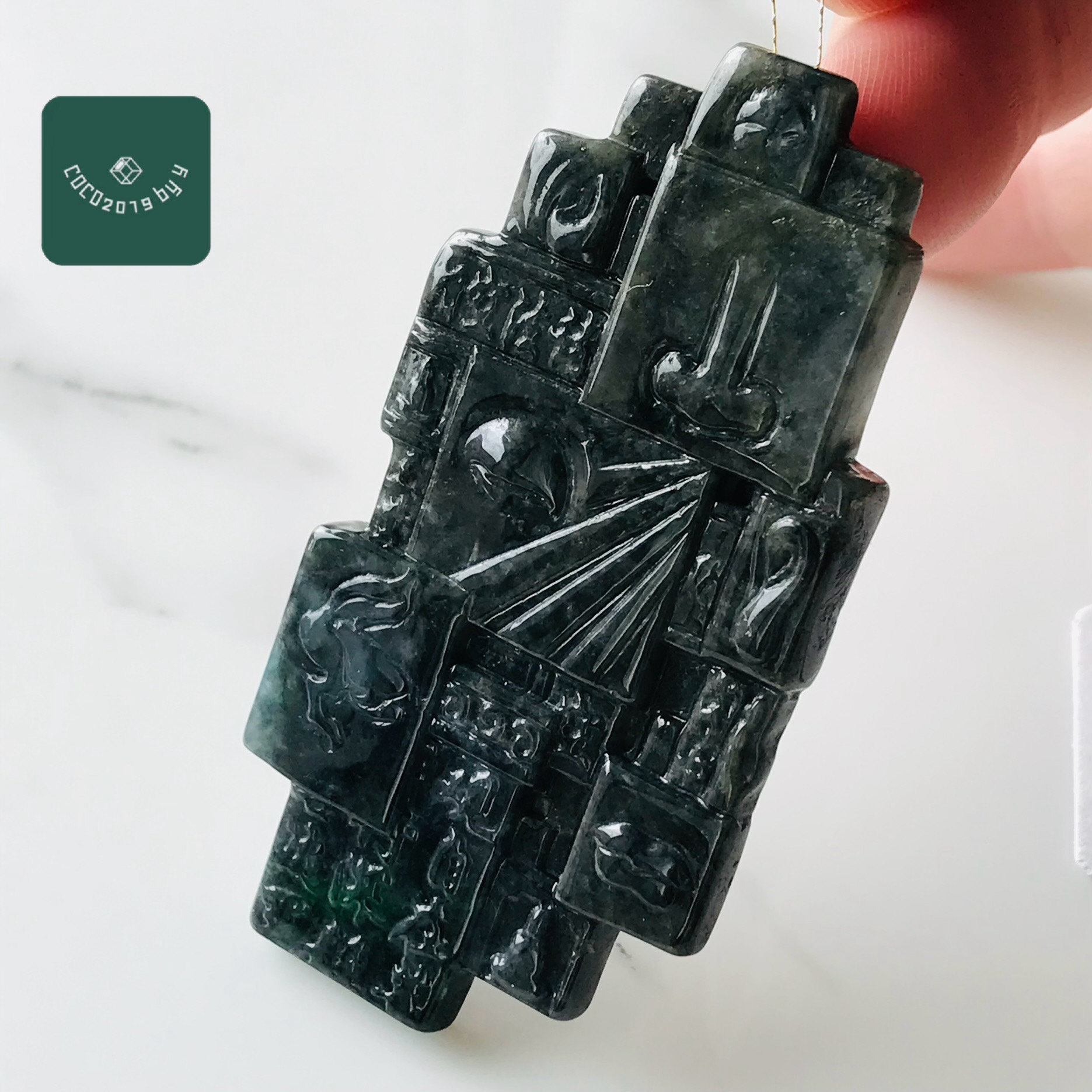 ビルマ産 翡翆 翡翆 jade    高品質 シャンデリヤ 紐付き カービング 刻みつける ヴィンテージ風 一点もの 紐付き 一点もの 紐付き 護身符 一点もの 滅多にない 天然石  刻みつける 翡翆 ひすい 力強さ石ころ hisui 本翡翆 翡翆専門職店 付属品 ・委古