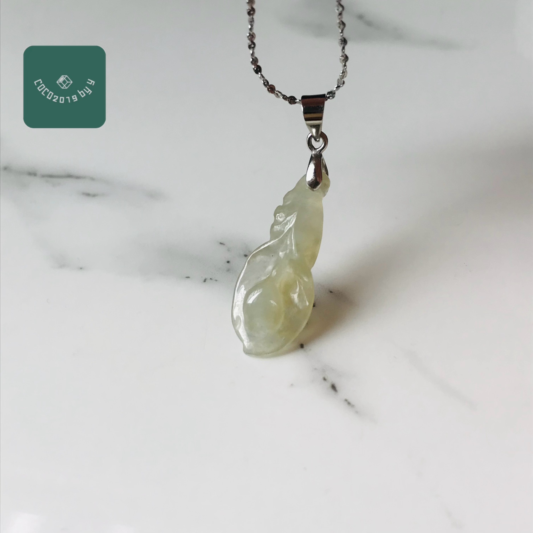 ビルマ産 翡翆 翡翆 jade    高品質 シャンデリヤとっ始め 首飾り 一点もの 滅多にない 天然石  翡翆 ひすい 力強さ石ころ hisui 本翡翆 翡翆専門職店 付属品 黄 蘭