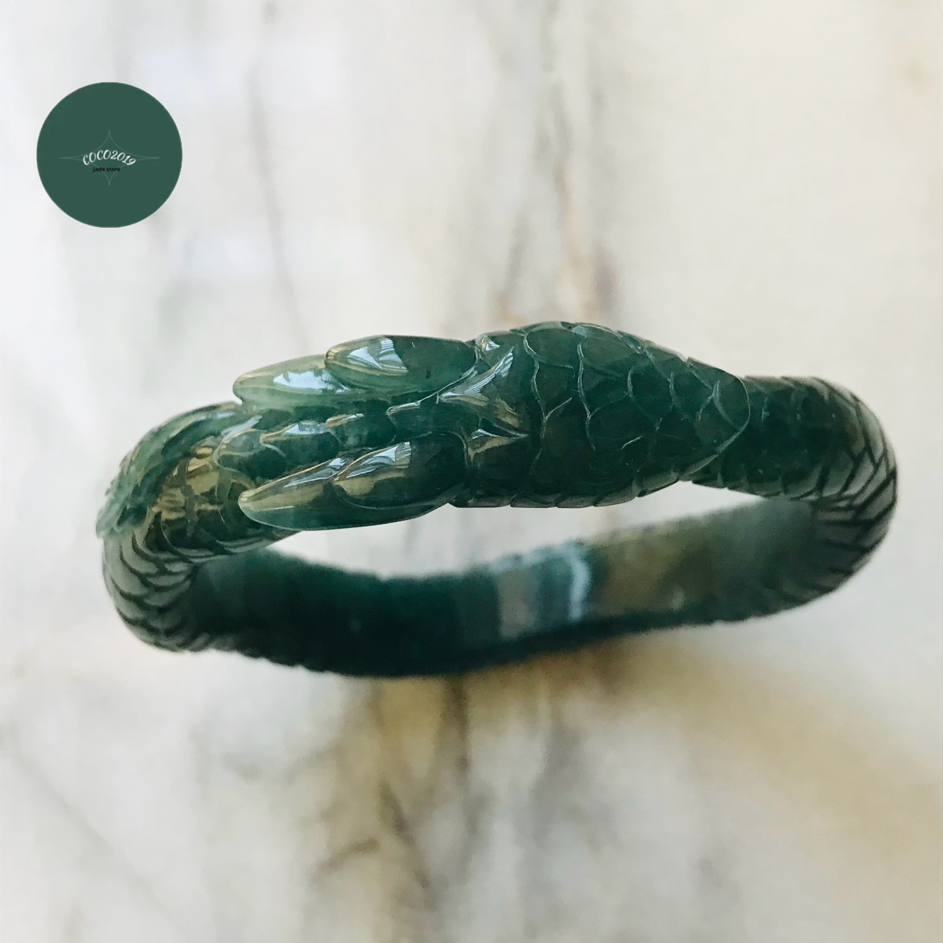 グアテマラ共和国産 翡翆 翡翆 jade バングル 腕輪 60.7粍 翡翆 ひすい 力強さ石ころ hisui 本翡翆 翡翆専門職店 付属品 宝飾品 手? 緑 龍