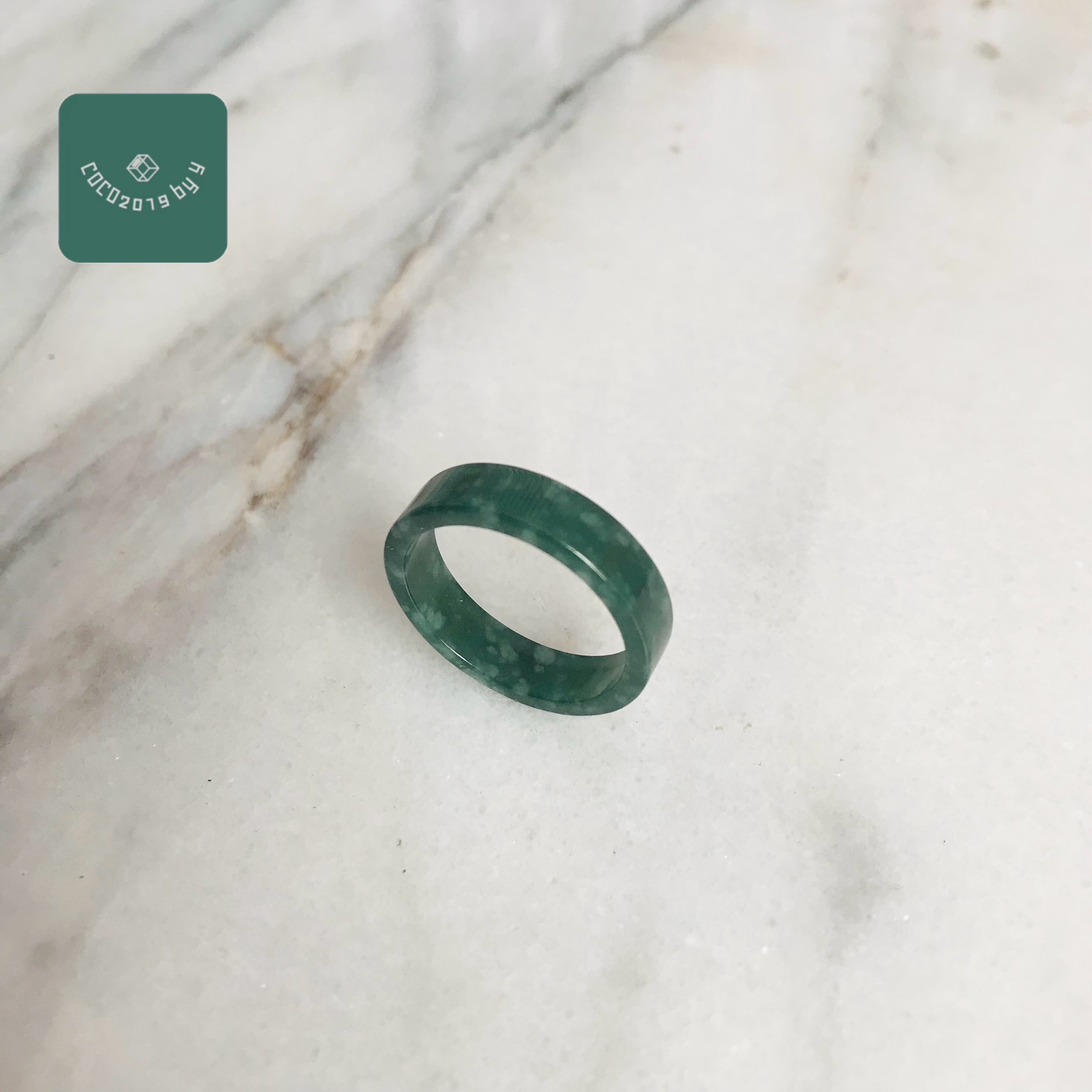 グアテマラ共和国産 翡翆 翡翆 jade  くりぬき 輪っか 天然石 一点物 21号 翡翆 ひすい 力強さ石ころ hisui 本翡翆 翡翆専門職店 付属品 成年者可愛らしい 戒圈 緑