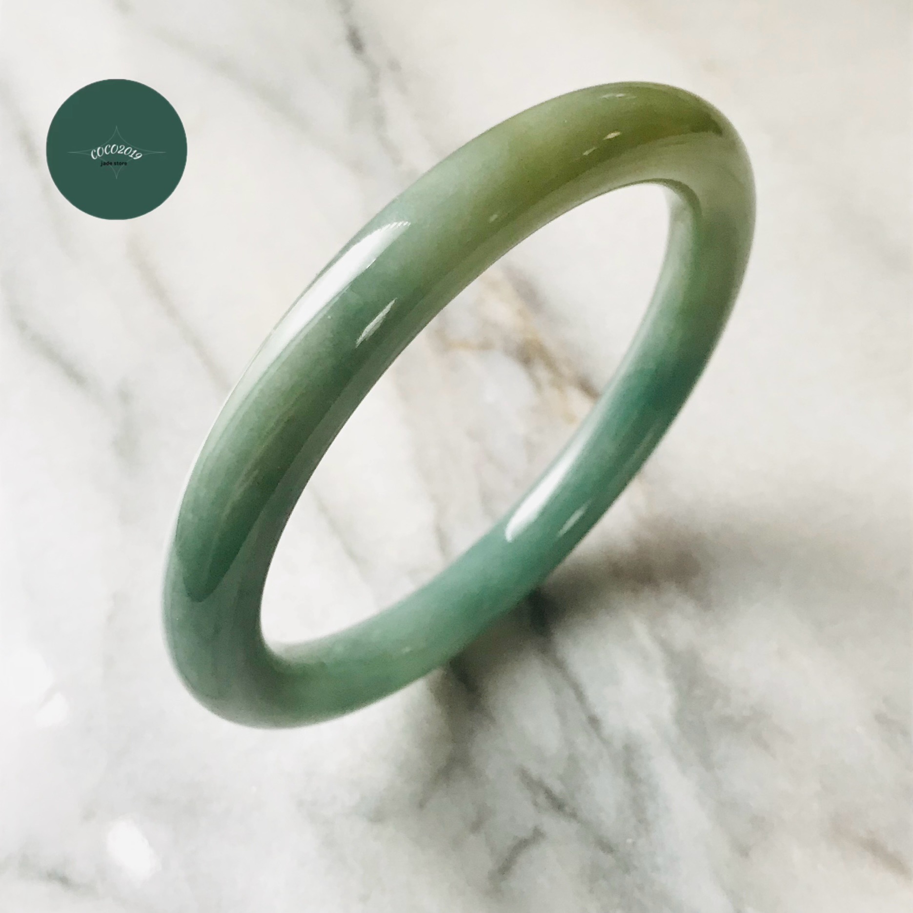 グアテマラ共和国産 翡翆 翡翆 jade バングル 腕輪 58.2粍 翡翆 ひすい 力強さ石ころ hisui 本翡翆 翡翆専門職店 付属品 宝飾品 手? 緑 黄
