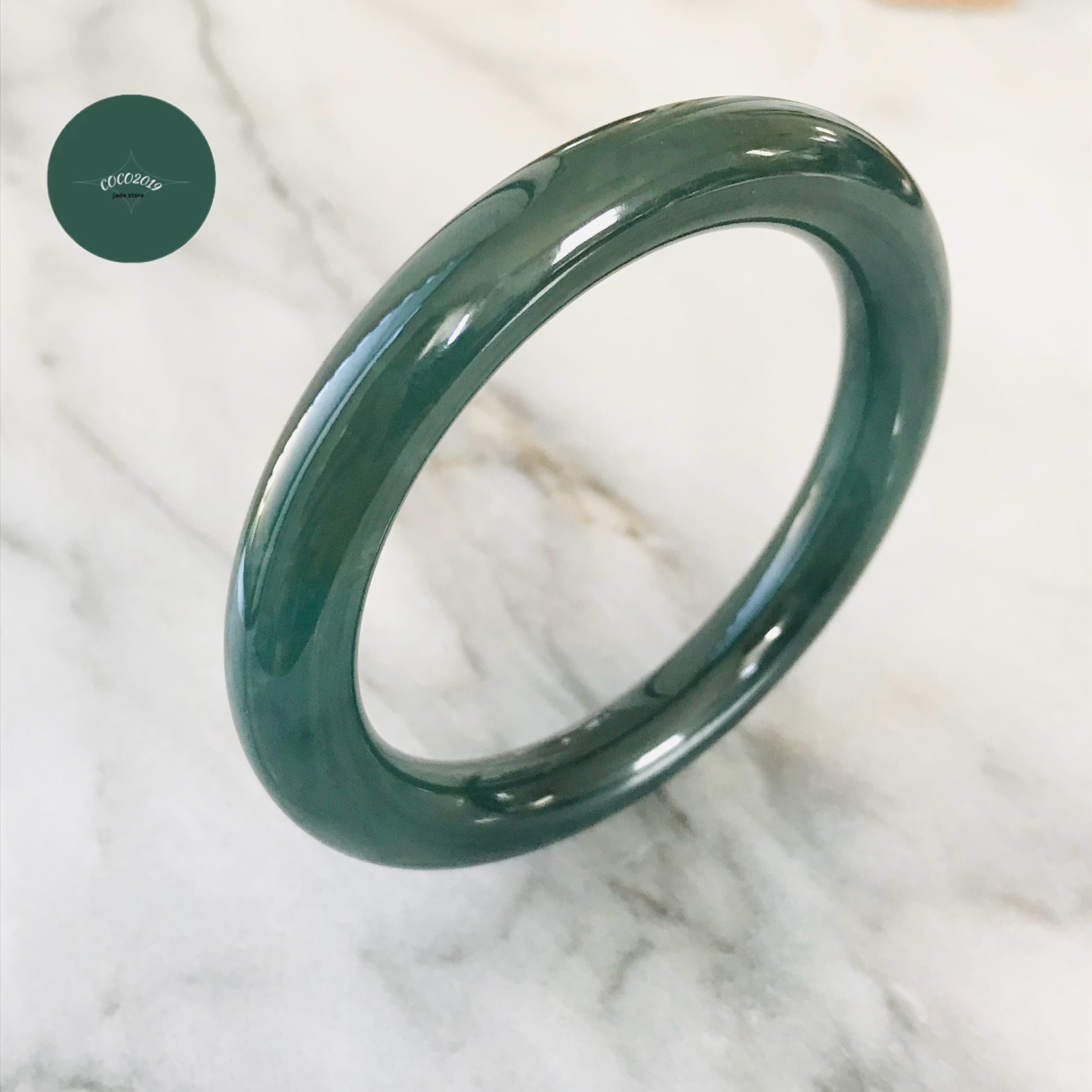 グアテマラ共和国産 翡翆 翡翆 jade バングル 腕輪 54.6粍 翡翆 ひすい 力強さ石ころ hisui 本翡翆 翡翆専門職店 付属品 宝飾品 手?  緑