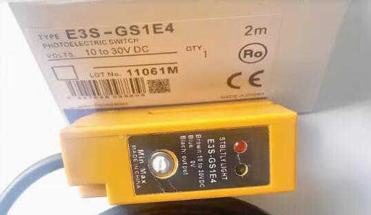 新品★東京発★適格請求★税込★OMRON E3S-GS1E4 fork sensor 2SET ★６ヶ月保証｜虹色の空