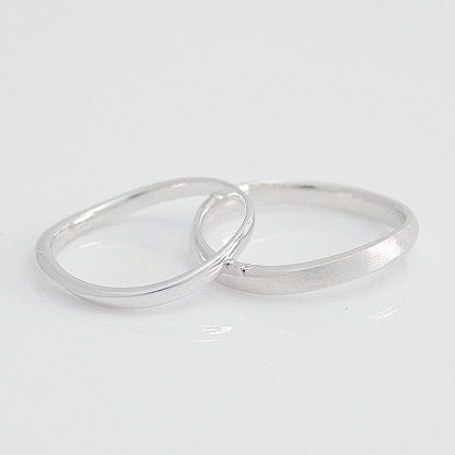結婚指輪 プラチナ ペア マリッジリング プラチナ900 2本セット 品質保証書 金属アレルギー 日本製 おしゃれ ジュエリー プレゼント ギフト クリスマス 卒業式 入学式 卒園式 入園式 お祝い|ココカル