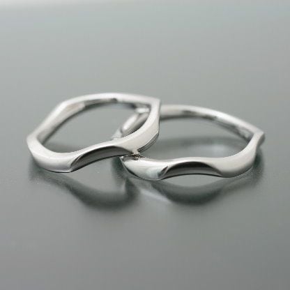 結婚指輪 プラチナ ペア マリッジリング プラチナ900 2本セット 品質保証書 金属アレルギー 日本製 おしゃれ ジュエリー プレゼント ギフト クリスマス 卒業式 入学式 卒園式 入園式 お祝い