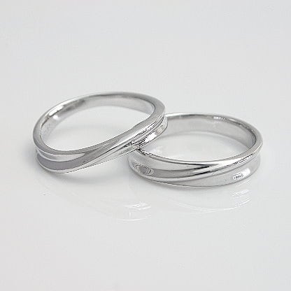 ありの実輪っか K10 黄色ゴールド 白いことゴールド サクラ色ゴールド 2本仕掛ける 品等御墨付き 金属元素アレルギー反応 日本製 今めかしい 宝飾品 差し上げ物 差し上げ物 クリスマス 卒式 はいり込む式 卒園式 入園式 儀式用