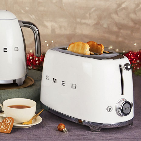 （日本置き目売りわたす店）SMEG ポップアップトースター２枚用【白いこと】TSF01-WH-JPイタリア共和国家電ブランド名【スメッグ】レトロ ひな型 今めかしい家電 ご機嫌ブランド名 4枚～8枚切り 食麺麭 乾杯 スメグ