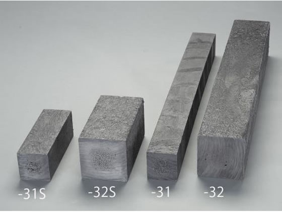 【レビュー投稿で100円OFFクーポン】【お取り寄せ】エスコ 150&times;150&times;1000mm 樹脂製角材 EA993DS-32 工具類 実験用小物 機材｜ココデカウ