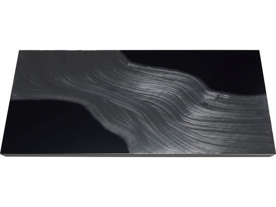 【レビュー投稿で100円OFFクーポン】【お取り寄せ】EBM 漆黒刷毛目 黒 長角トレー 黒漆流水 500×250×12mm キッチン雑貨