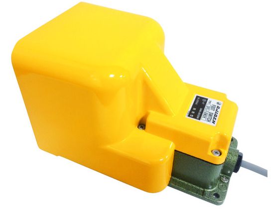 【マラソン限定★ポイント2倍】【お取り寄せ】オジデン フットスイッチ産業用防雨形・シールドカバー付 定格6A-250VAC OFL-1-SM2K フットスイッチ スイッチ 電気 制御部品