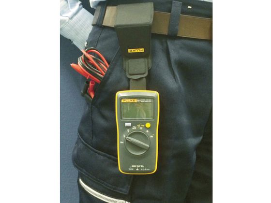 【マラソン限定★2,000円クーポン＆ポイント2倍】【お取り寄せ】FLUKE ポケットサイズ・マルチメーター(ストラップ付コンボキット) 101 KIT デジタルマルチメーター テスター 電気計測機器 計測器 計量器 9,874円