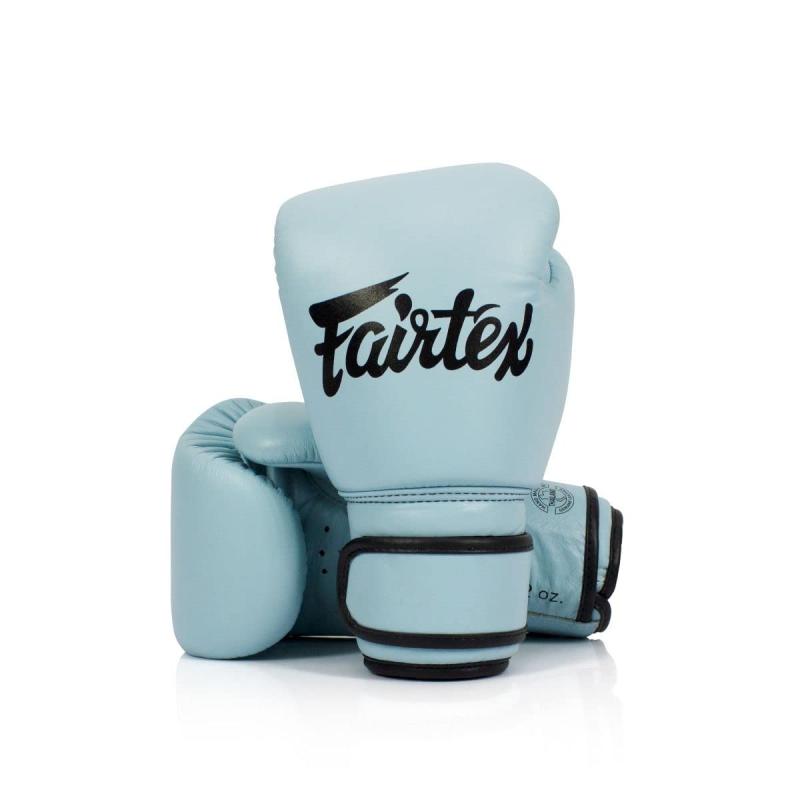 Fairtex 本革 パステルブルー ボクシンググローブ 本革 (8オンス)