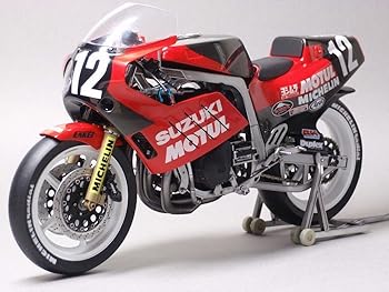 【中古】(非常に良い)フジミ模型 スズキGSX-R750ヨシムラ 1986年TT-F1仕様 1／12 バイクシリーズ No.2