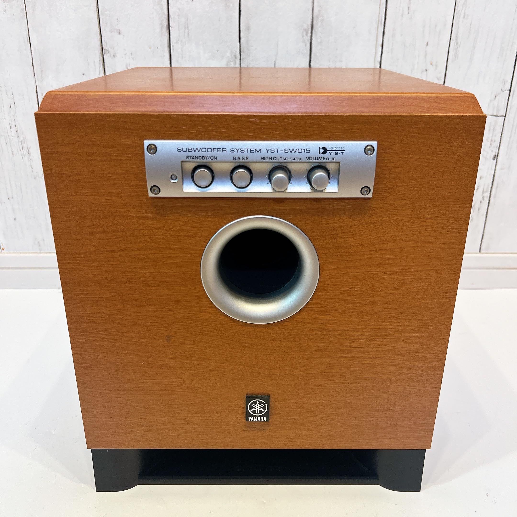 【中古】(人並み外れたに好いたらしい)YAMAHA YST-SW015 サブウーファーシステム (桜んぼう)