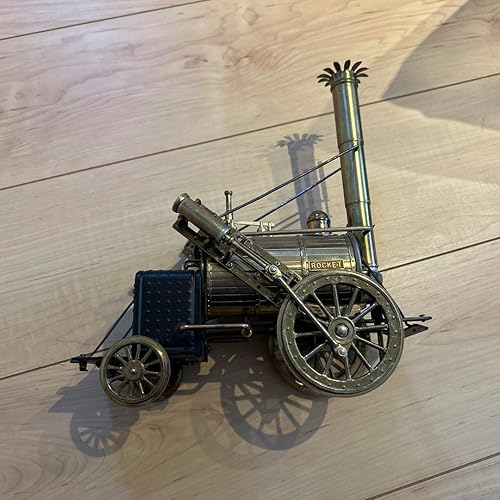 【中古】(未使用品)蒸気機関車 模型 金属製