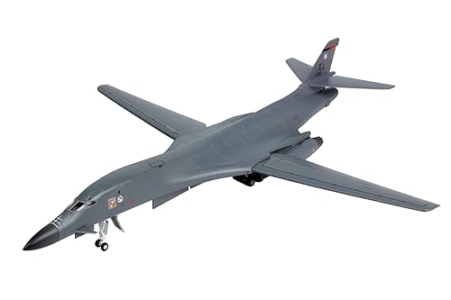 【中古】(未使用品)プラッツ 1／144 アメリカ空軍 爆撃機 B-1Bランサー グアム・アンダーセンAB プラモデル AE144-5