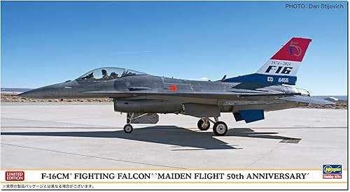 【中古】(非常に良い)ハセガワ(Hasegawa) 1／48 F-16CM ファイティングファルコン 初飛行50周年記念 プラモデル 07535